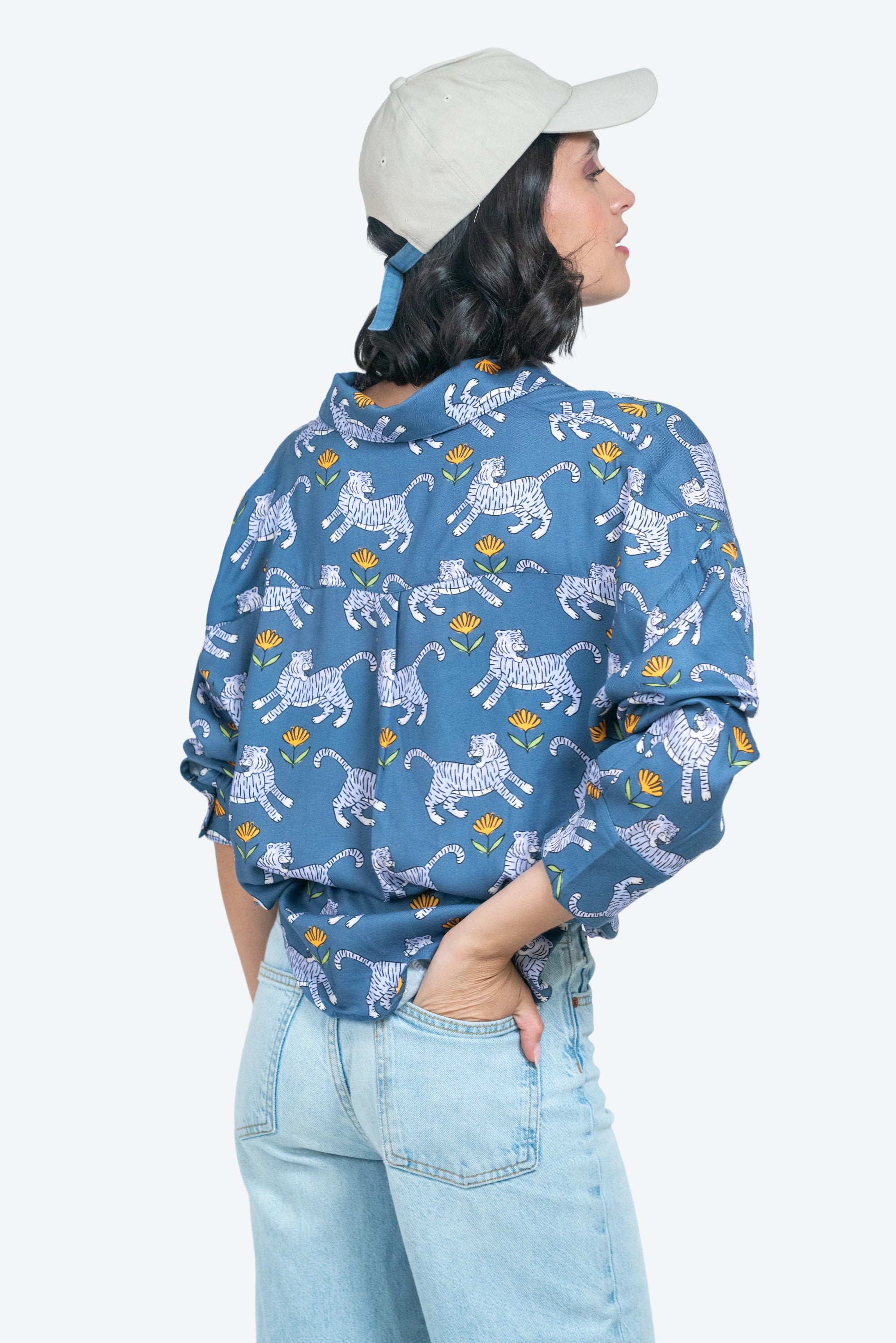 Blusa Azalea Flores y tigres W25
