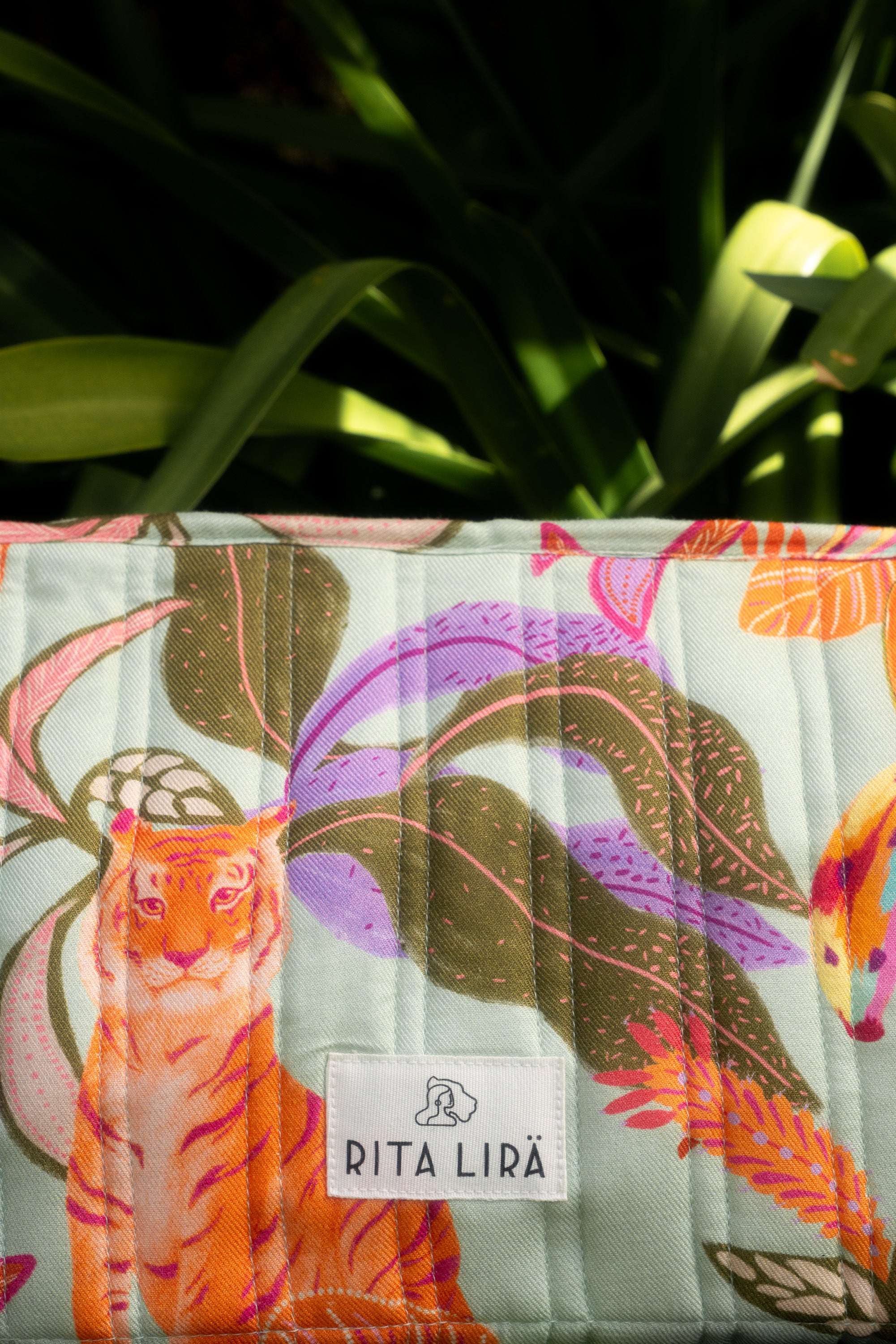 Cosmetiquero Ficus Tigre Aqua S26