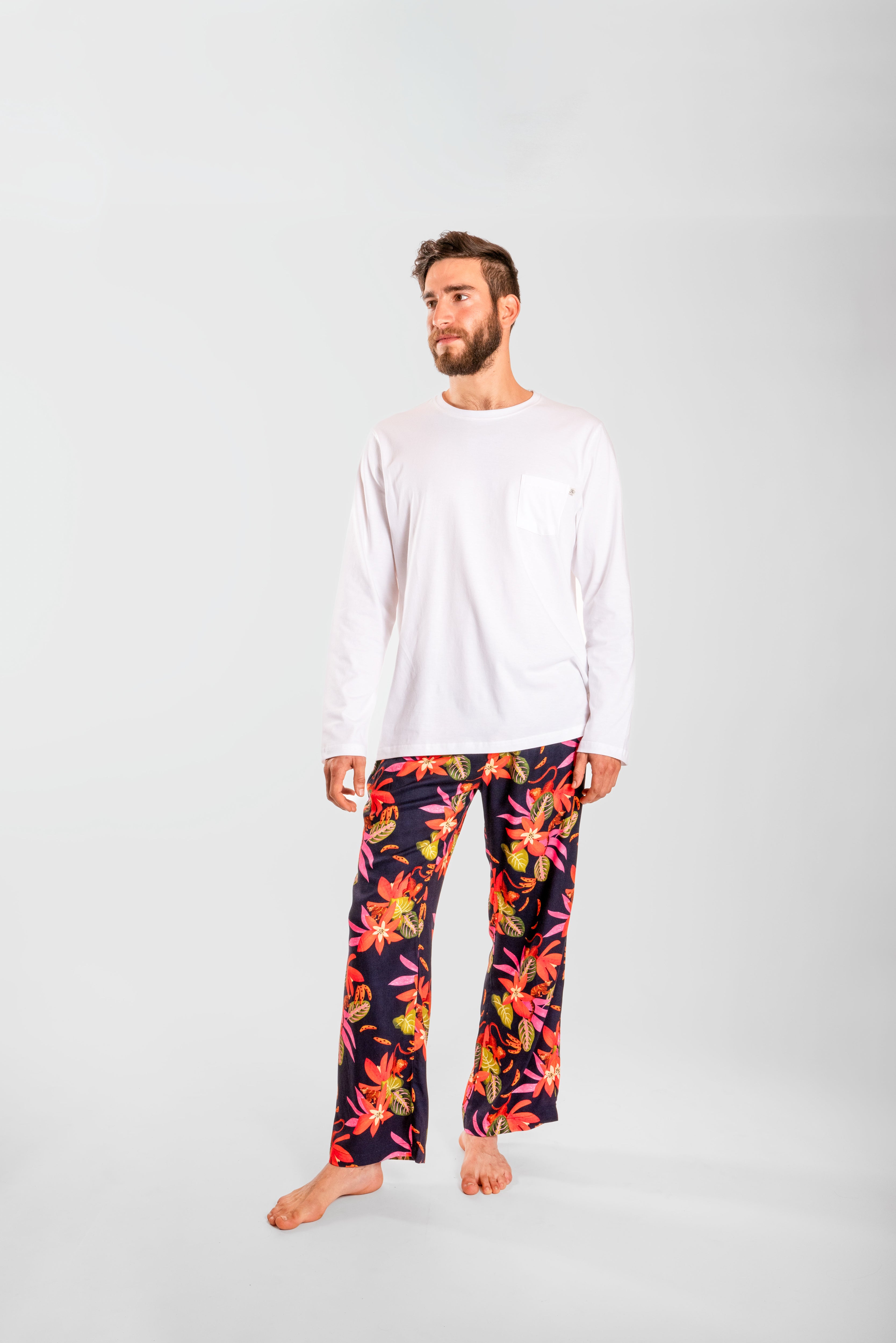 Pijama clavel monos W24